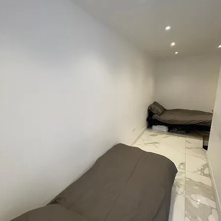 Apartman Au Rez De Chaussee Pres De Gare De Lyon